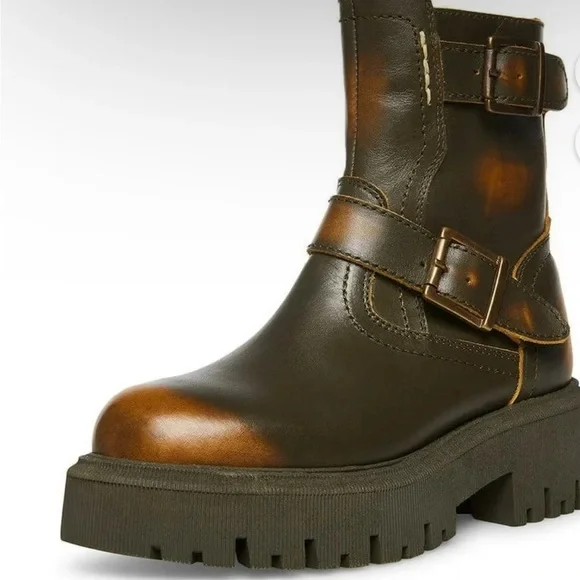 Steve Madden distressed boots - Picture 2 of 6